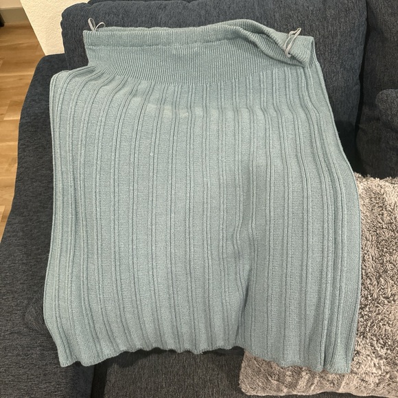 Vintage sweater and skirt set - Picture 3 of 3